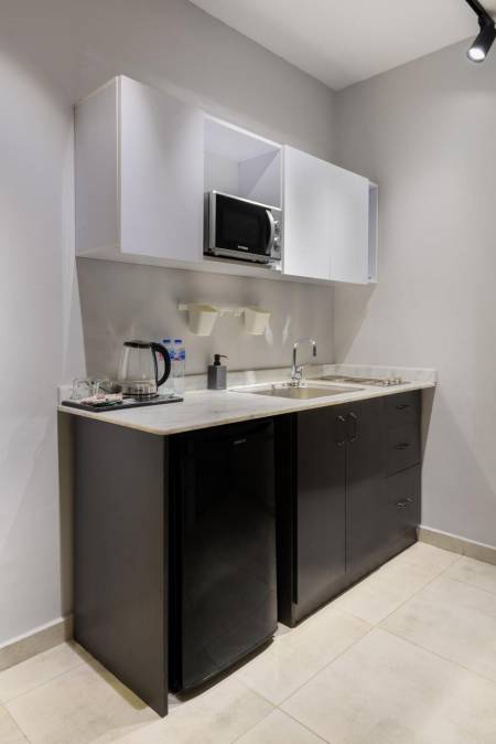Travelholic Residence Golden Gates19