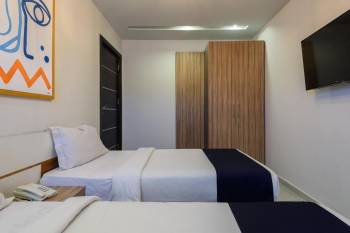 One-Bedroom Apartment3