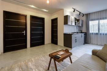 One-Bedroom Apartment5